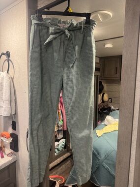 ANDRÉE BY UNIT Green and White Striped Paperbag Waist Pants